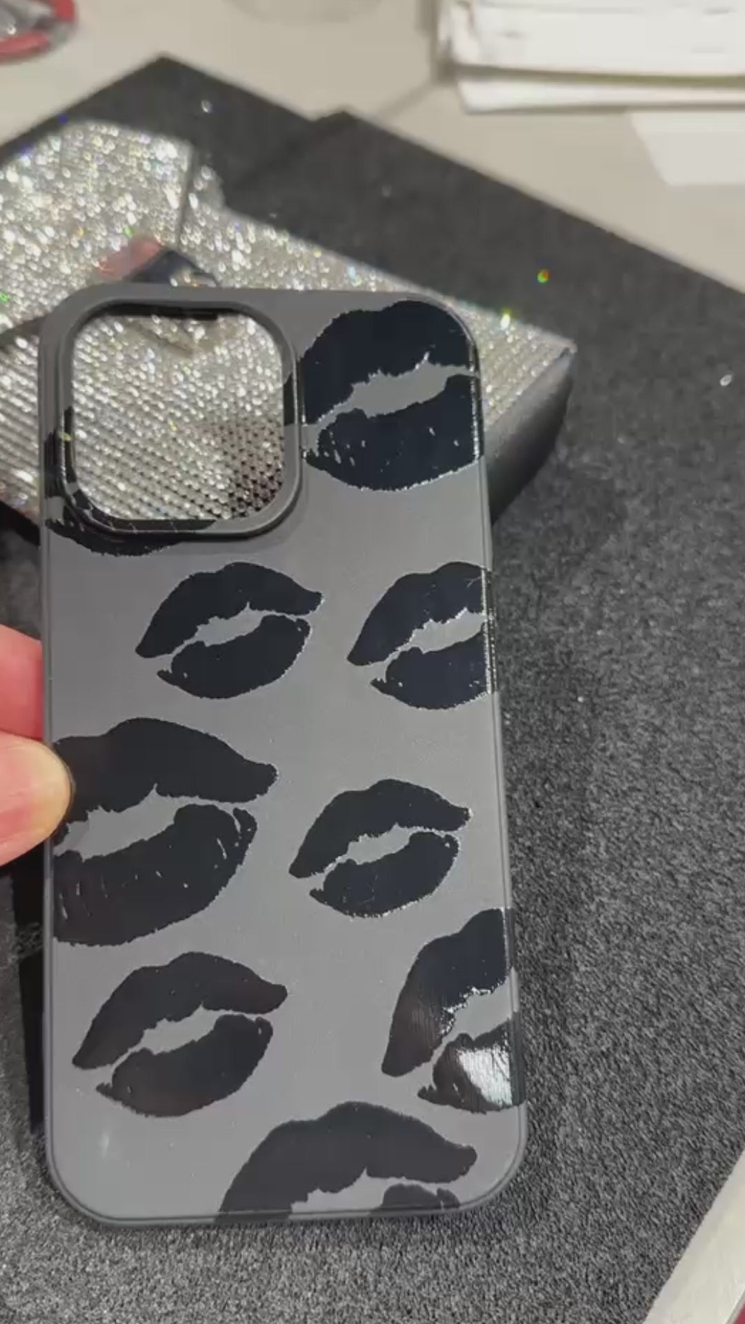 Cover Black Kiss Glossy